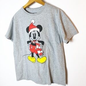 Disney Santa Mickey tee Sz M